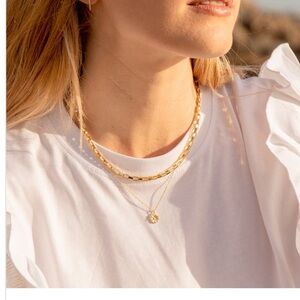 GORJANA PAPERCLIP DAISY NECKLACE GOLD